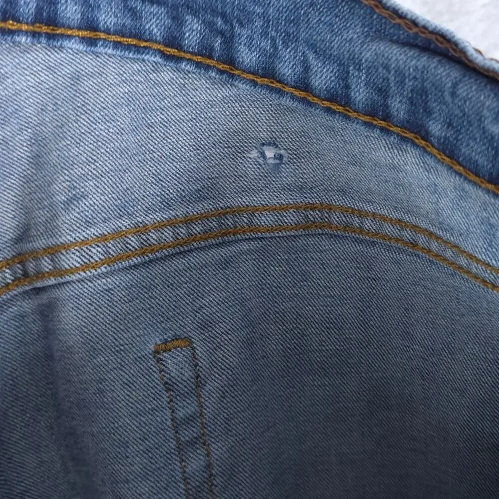 Levis Jeans Mens 38x30 Blue‎ 559 Relaxed Straight Distressed Denim Stretch 2013